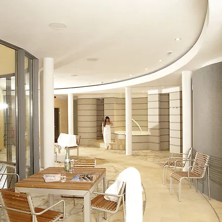 Schloss Neuhardenberg