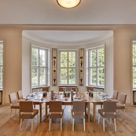 Hotel Schloss Neuhardenberg