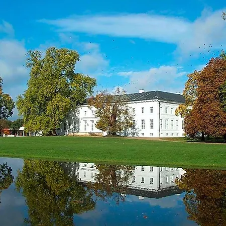 Schloss Neuhardenberg
