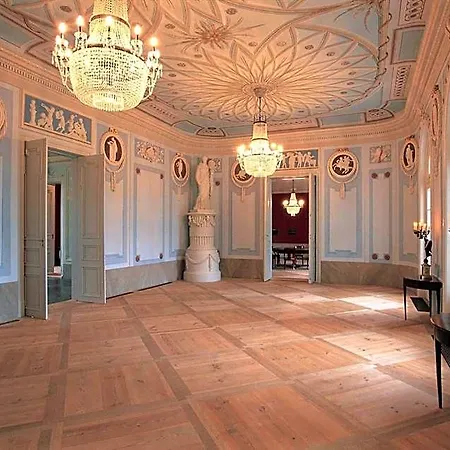 Hotel Schloss Neuhardenberg