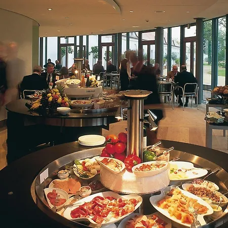 Schloss 5*