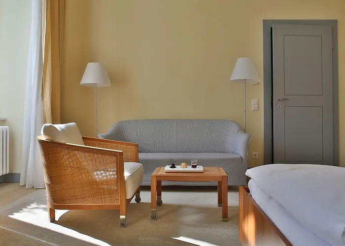 Schloss 호텔 노이하르덴베르크